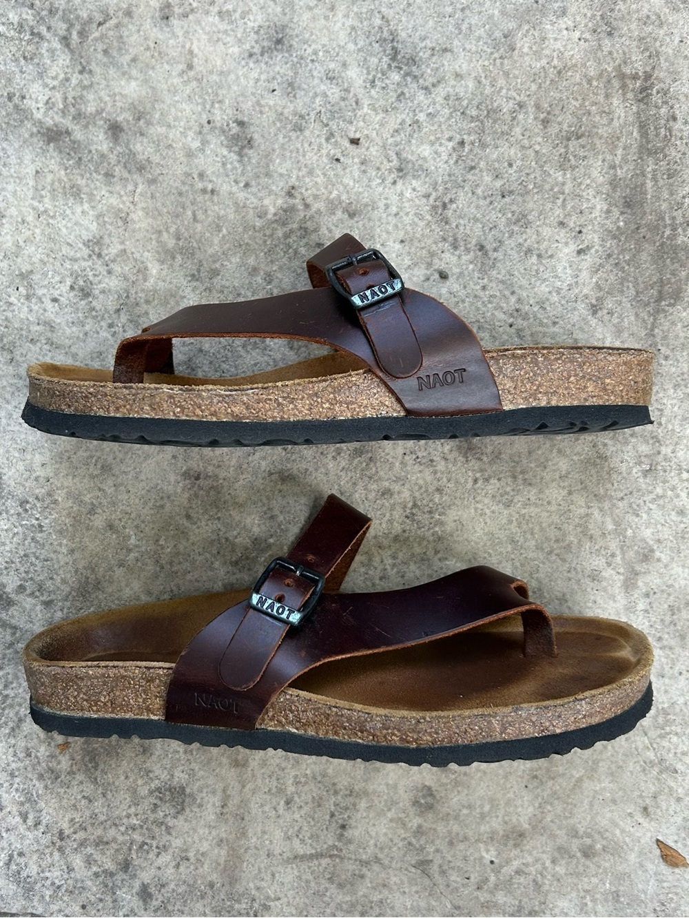Naot Tahoe Buffalo Leather Sandals, size 40 - Picture 3 of 12